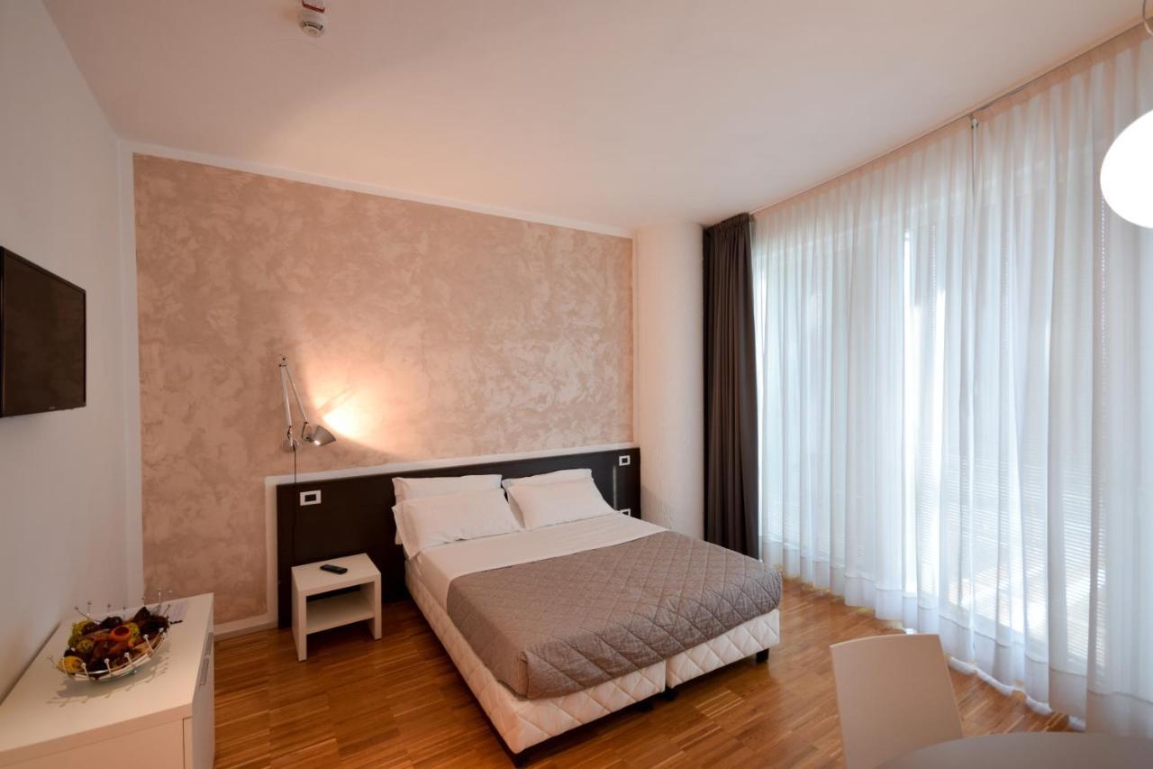Hotel Mantova Residence ภายนอก รูปภาพ
